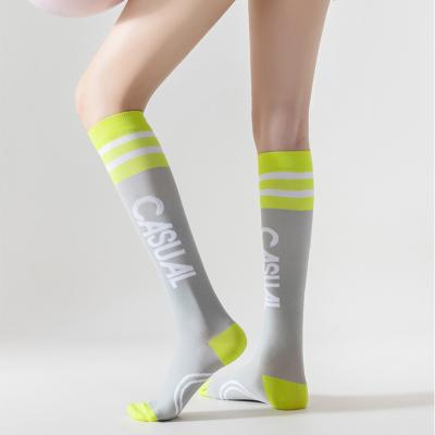 Customized Gym Sports Knee Socks Compression Fitness Socks 